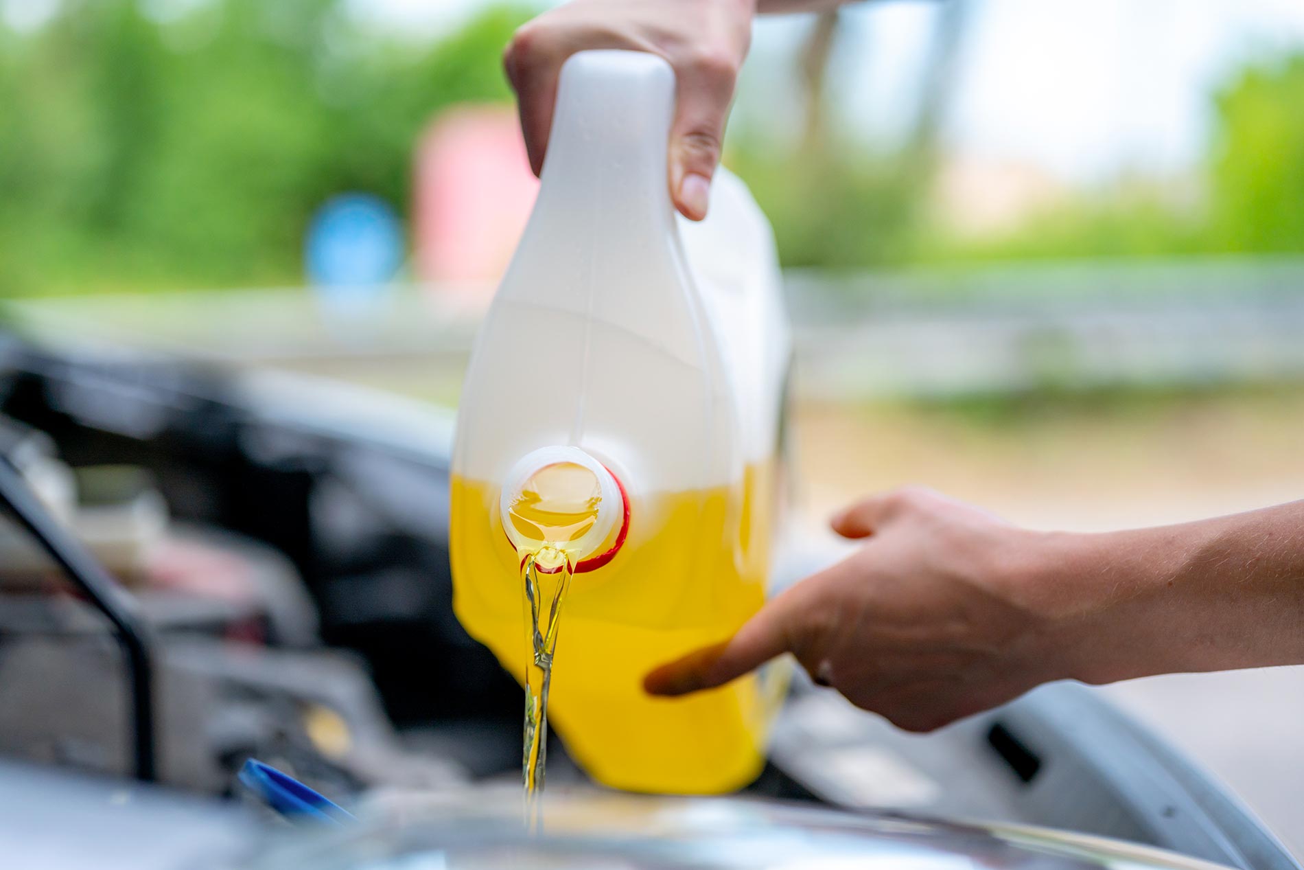 Quand et comment faire le niveau du liquide de refroidissement de sa voiture ?